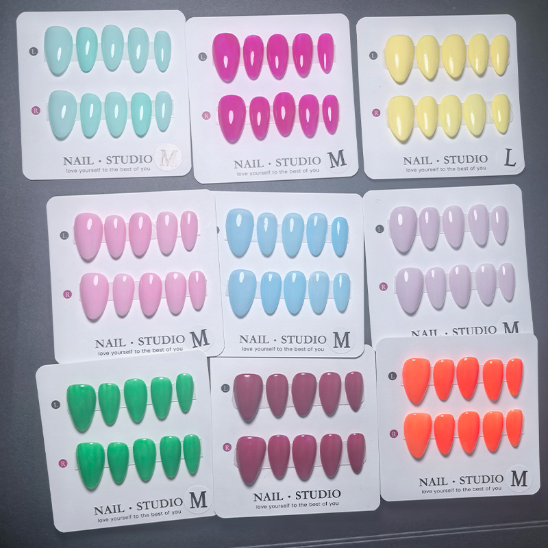 Nail Art Orange - 10pcs Almond Press on Nails Handmade